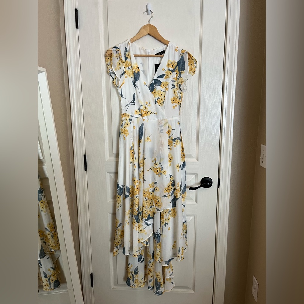 Lulus high- low floral dress.